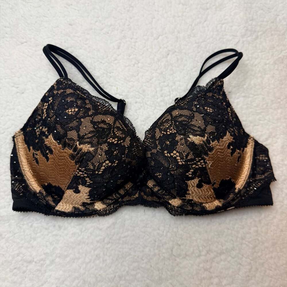 Victoria's Secret Dream Angels Black Gold Lace Bra